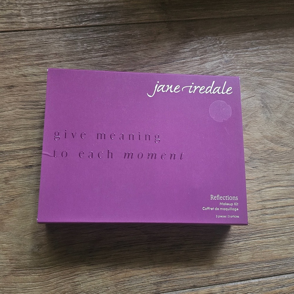 Jane Iredale Reflections Makeup Kit